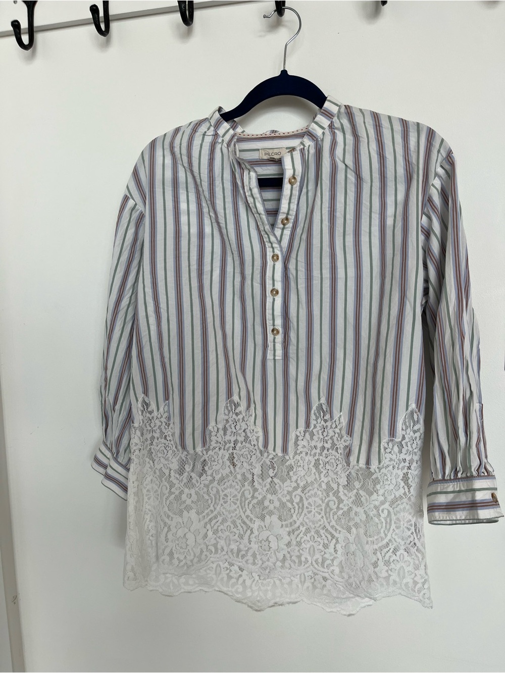 Pilcro White Striped Button-Down Shirt with Lace Hem